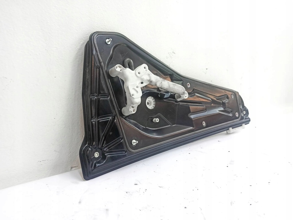 фото №3, Land rover range rover sport l320 2008 задняя сторона правая подъемники окон