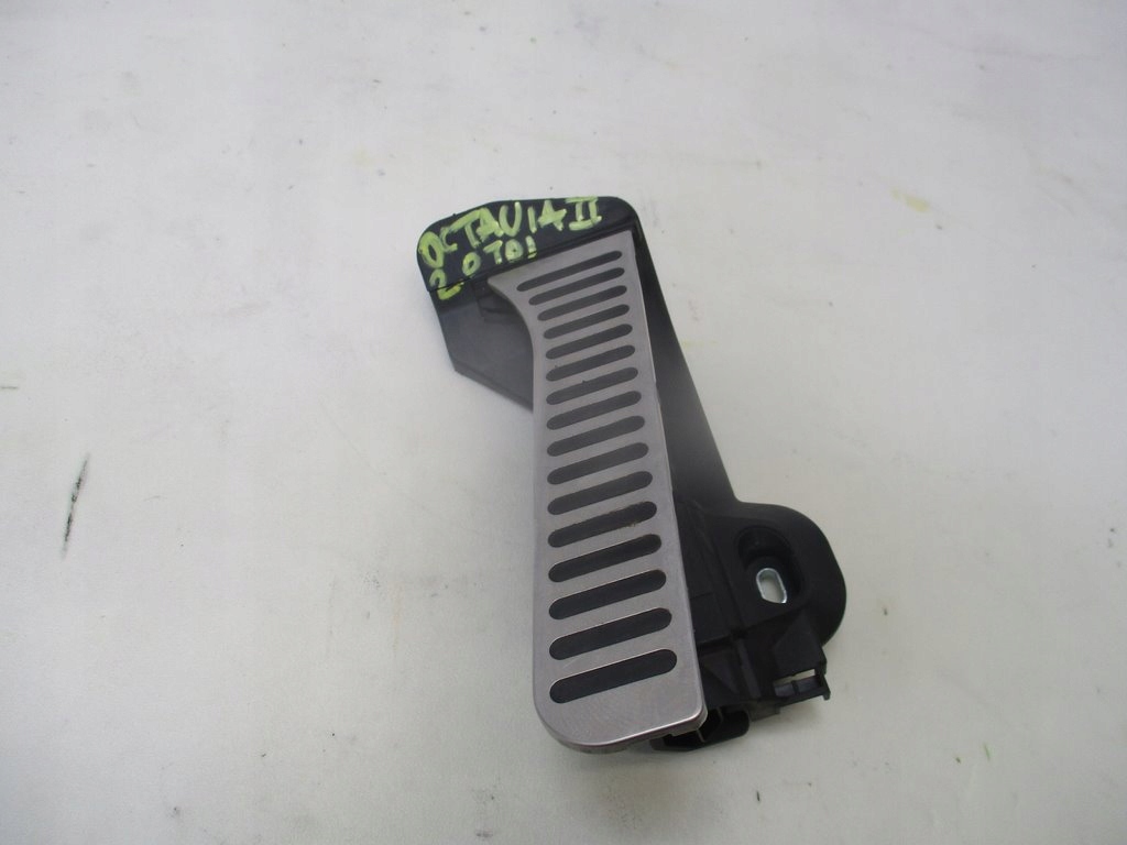 фото №1, Педаль газа потенциометр octavia ii vrs 2.0 tdi