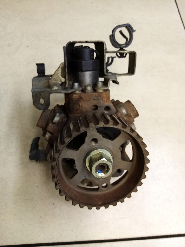 фото №6, Насос впрыскная mazda 3 1.6 tdci 0445010102