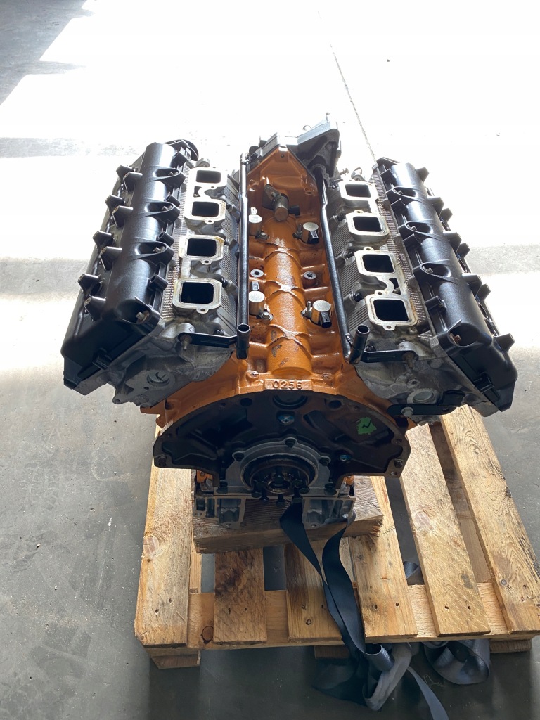 Двигун jeep srt srt8 6.4 hemi ідеальний стан Київ