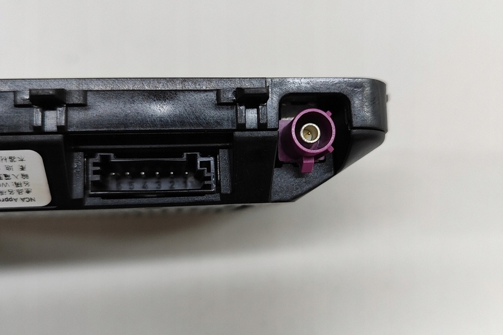 фото №6, Vw id.5 e39 бездротова станція заряджання смартфонів 5na980611 електричний