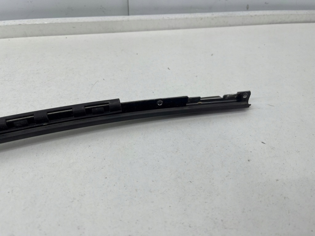 фото №10, Молдинг mercedes clk w208 c208 97-02r. левая задняя накладка декоративная стекло