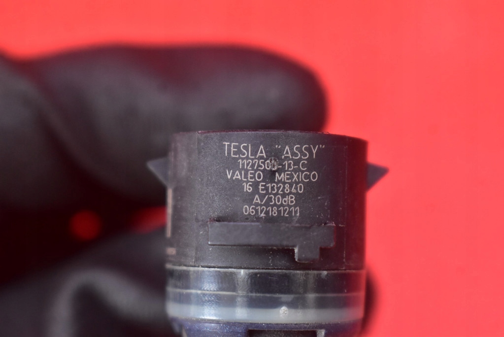 Датчик парковки перед pdc 1127503-13-c tesla model 3 17-21 Киев