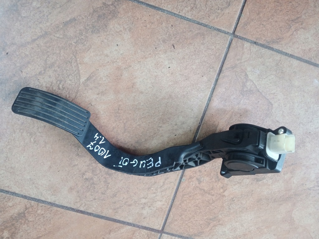 фото №1, Peugeot 1007 1.4 педаль газа 9647135280 #