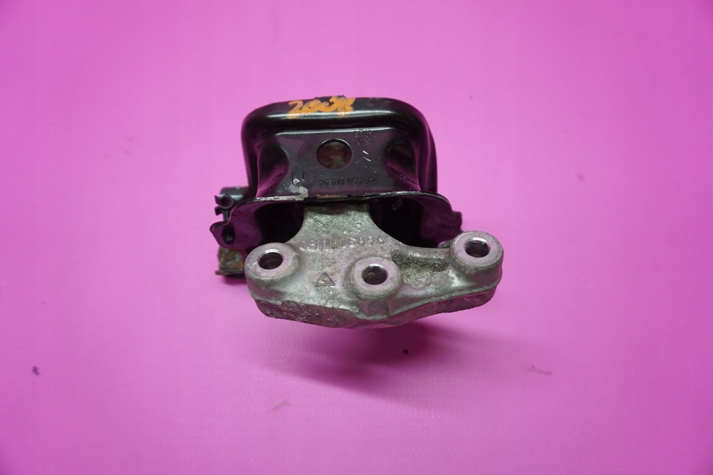 фото №1, Кронштейн двигуна peugeot 2008 1.6hdi