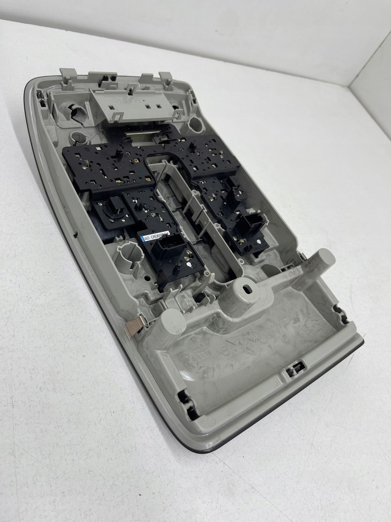 фото №12, Audi a6 c7 лампа освітлення кабіни czarna s-line