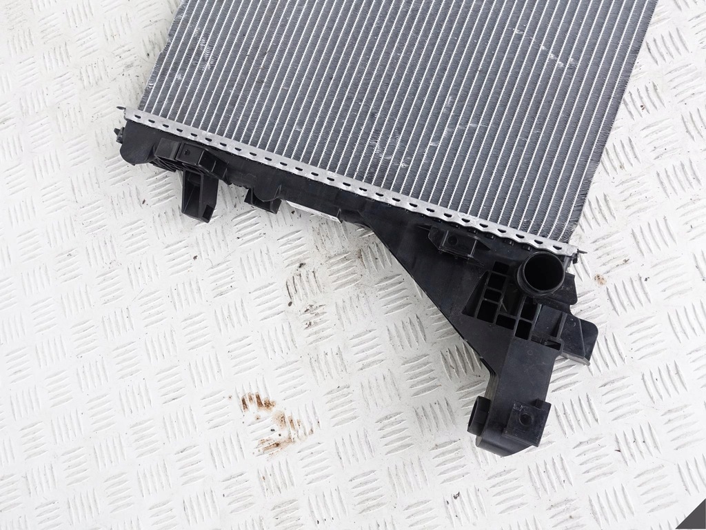 фото №12, Renault master iv 4 20- радіатор wody 214106556r