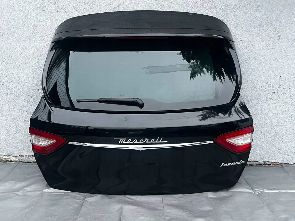 фото №3, Maserati levante кришка багажника задня комплектна czarna 2017-