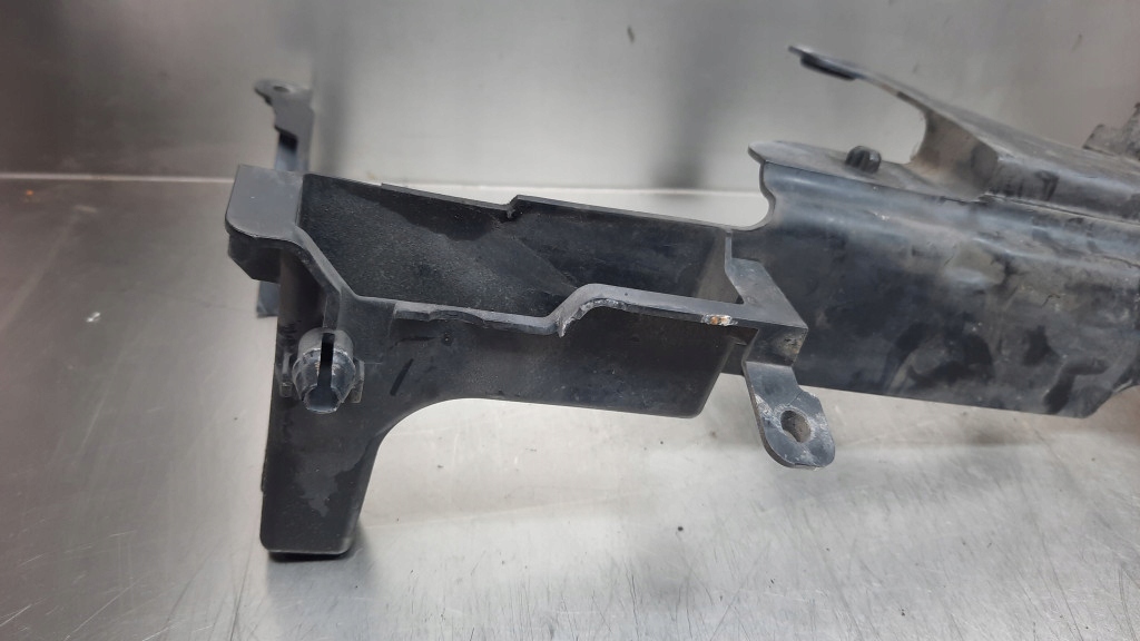 фото №7, Воздуховод воздуха правая 30764573 volvo xc60 08-13r