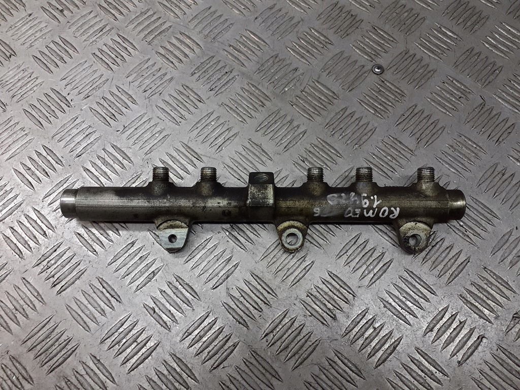 фото №1, Молдинг упорскування alfa romeo 156 0445214016