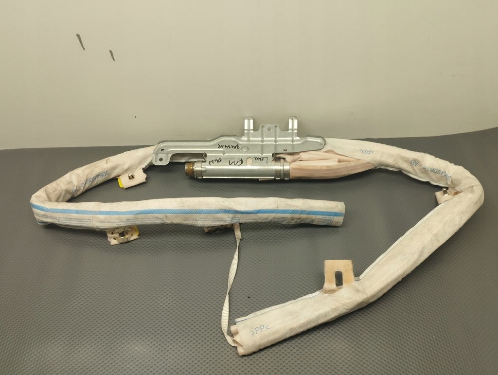 фото №8, Bmw f11 шторка безопасности подушка левая 9143419