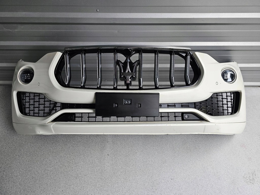 фото №1, Maserati levante m 161 бампер перед передній