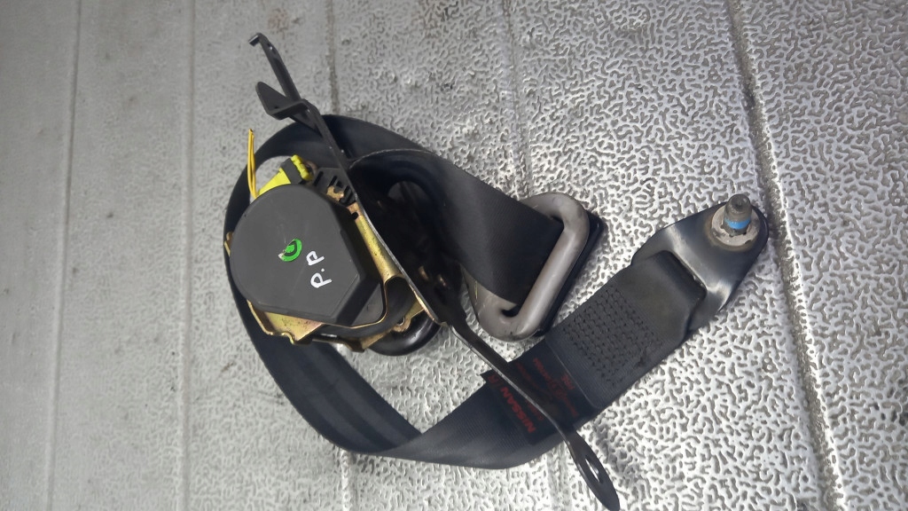 фото №1, Pas правый перед nissan primera p12 1.9d 03r hb
