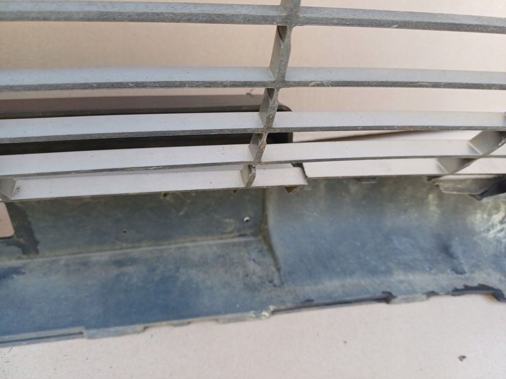 фото №16, Бампер перед peugeot 308 t7 do ремонт