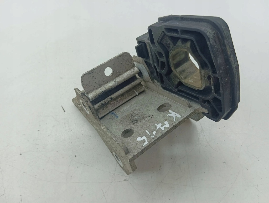 Купить Bmw 5 f10 f11 2012 кронштейн поперечина передний 7186513