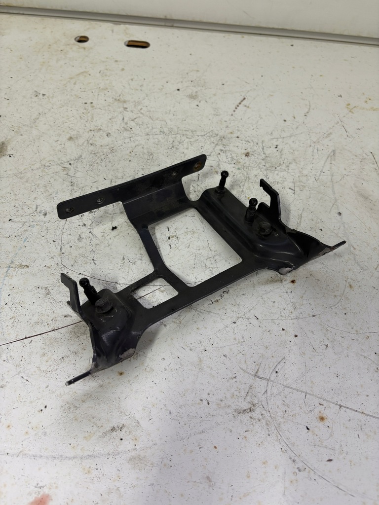 фото №1, Кронштейн кронштейн радара радар scania r 2717827