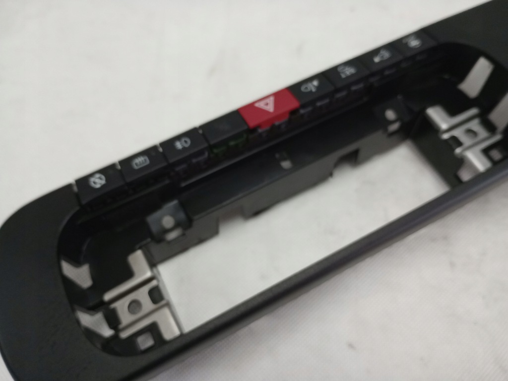 фото №8, Fiat panda iii 2019 рамка спидометра панель света аварийных europa