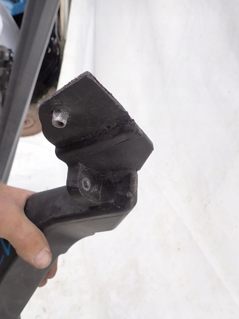 фото №9, Hyundai veloster i 1 11-18 pas передний усилитель