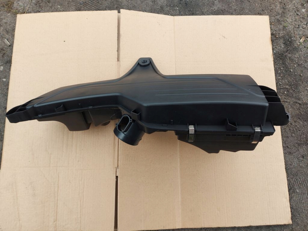 фото №1, Корпус фільтра повітря bmw 7597589 бензин