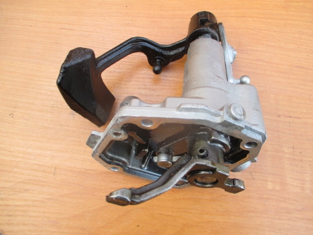 фото №10, Cherolet cruze orlando 1.6 1.8 коробка передач na запчасти корпус крышка 96175844