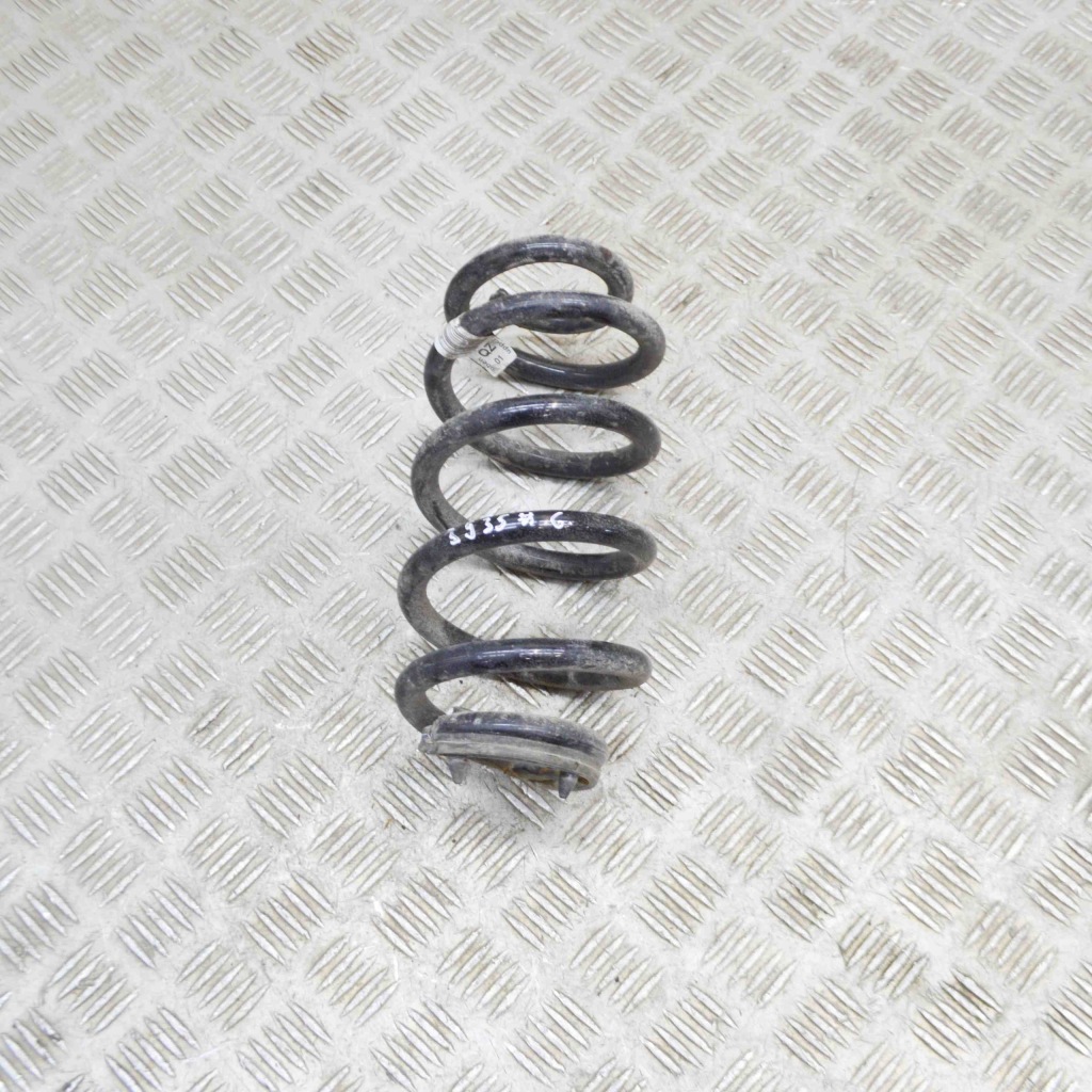 фото №1, Bmw 2 f45 2016 левая сторона пружина задняя