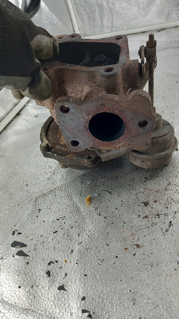 фото №5, Turbo компресор citroen c5 kombi 01r 2.0hdi