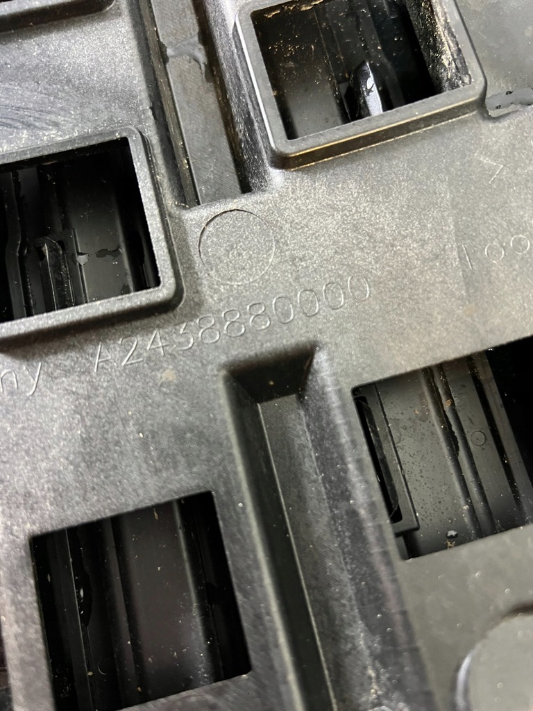 фото №9, Решітка радіатора решітка радіатора радіатора підсилювач перед mercedes w243 eqb a2438880000