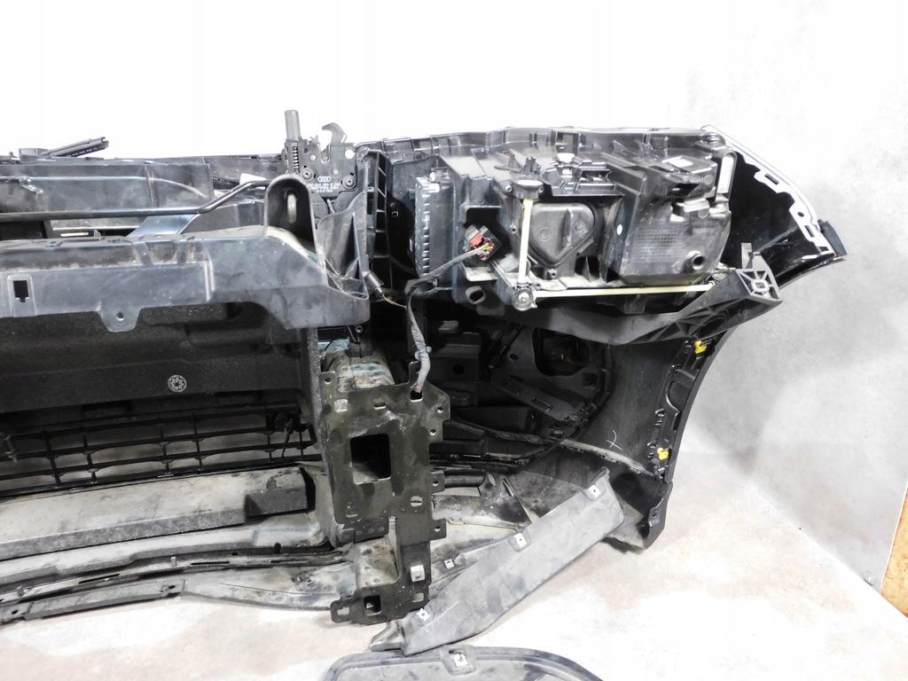 фото №13, Audi q4 89a перед бампер лампы капот pas крылья matrix