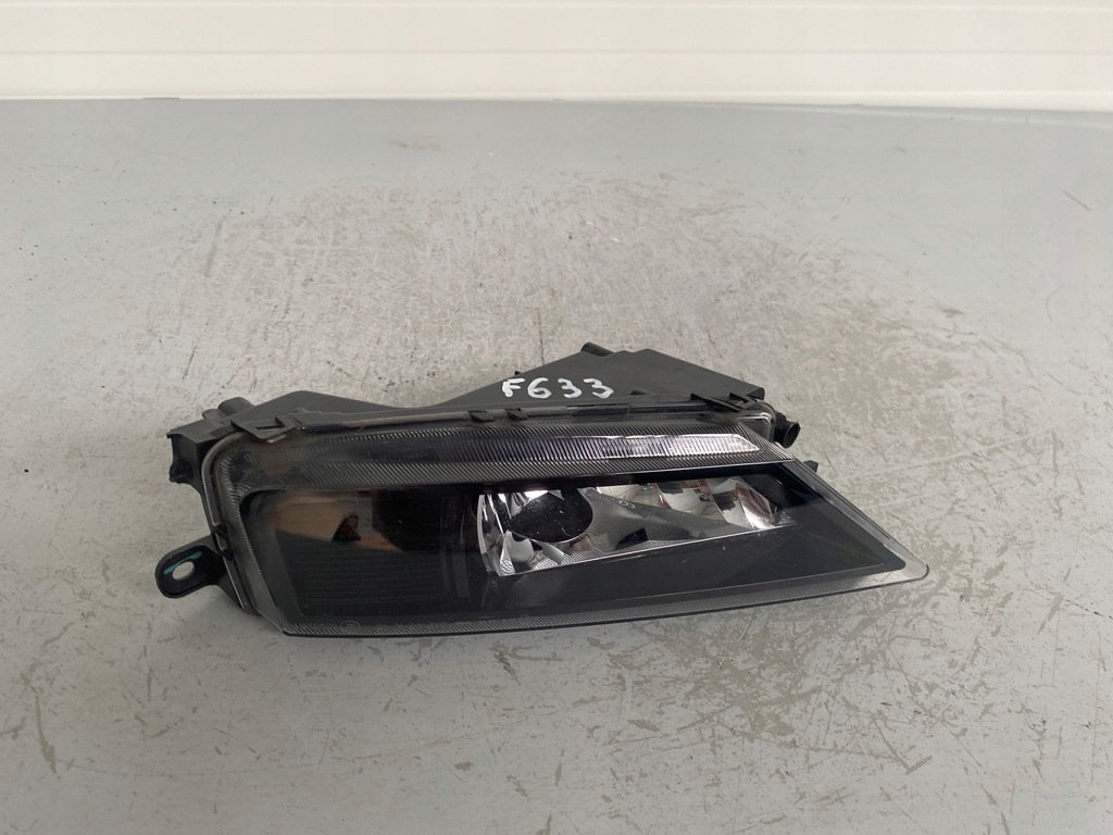 фото №1, Противотуманная фара левый vw tiguan 5nl941699 f633