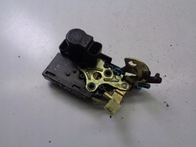 фото №1, Замок дверь правый задняя chevrolet nubira kombi