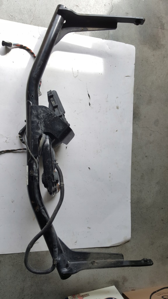 Seat ateca skoda фаркоп  буксирувальний електричний електропроводка 575803880a комплект Зі Шроту