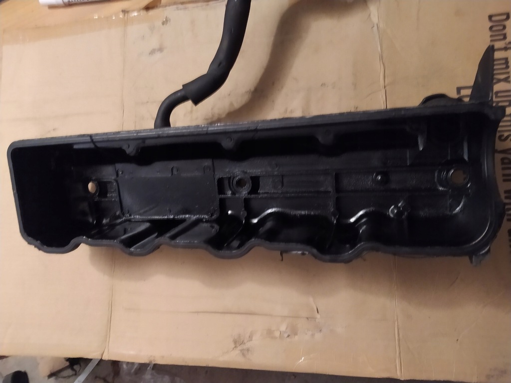 фото №3, Hyundai galloper 2,5td кришка клапанів