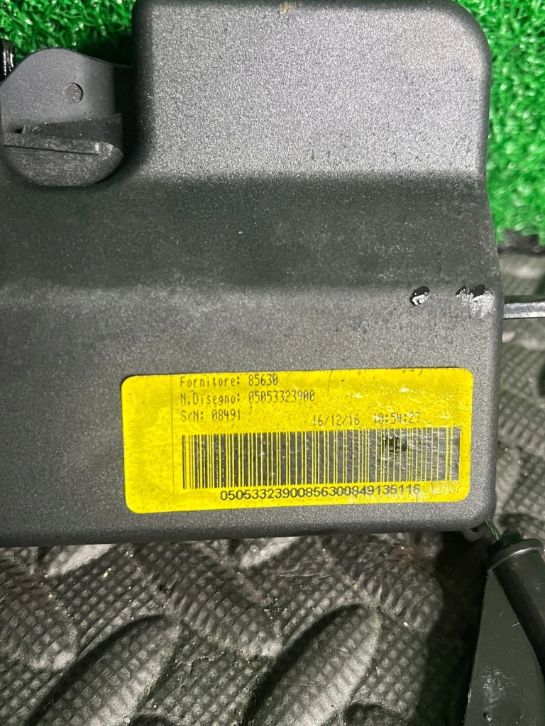 фото №7, Alfa romeo giulia замок спинка сиденье 05053323900