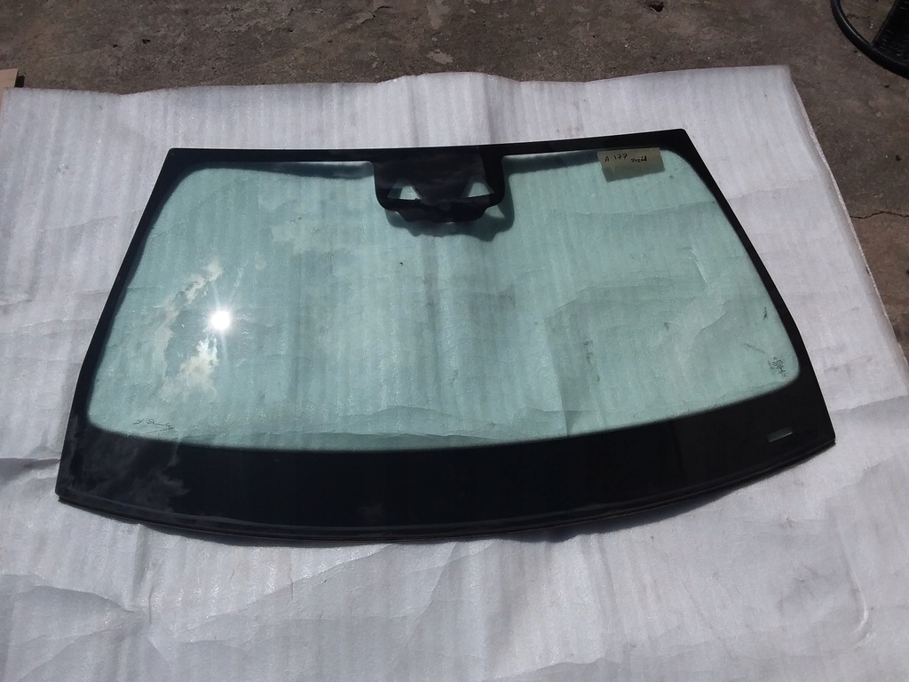 фото №1, Mercedes w177 a-klasa стекло передняя лобовое