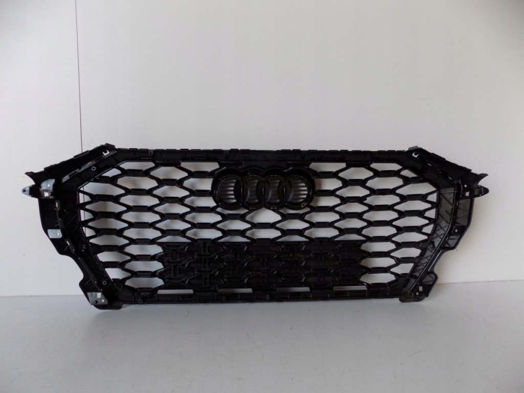 фото №5, Audi q3 83f s-line решітка радіатора / решітка радіатора 10519