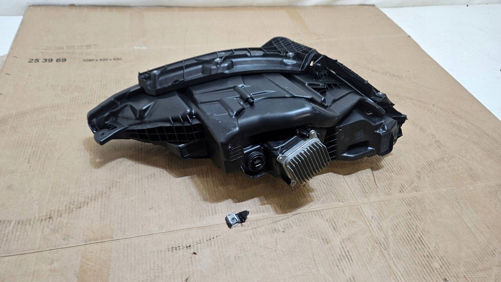 фото №7, Лампа левая перед передняя tesla model s plaid 1563713-95-c