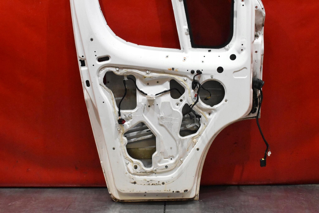 Двері ліва перед передні білий peugeot boxer 3 iii рестайлінг  14- Зі Шроту