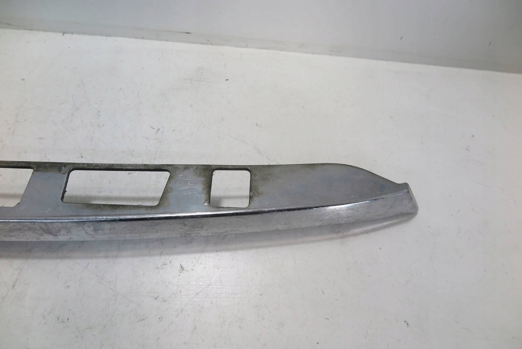 фото №8, Молдинг накладка крышки задняя toyota avensis iii t27 lift kombi 76801-05170