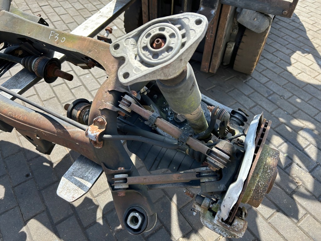 фото №7, Підвіска задня підрамник задні міст диференціал bmw 3 f31