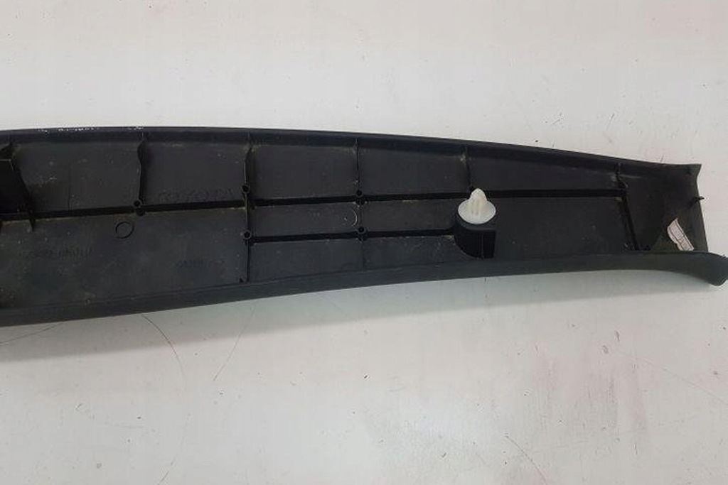 фото №10, Оздоблення кришки багажника toyota corolla verso _e12_ 679390f010 2.2l