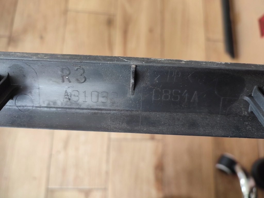 Молдинг порог focus mk1 r3 a31032 c8s4a Оригинал