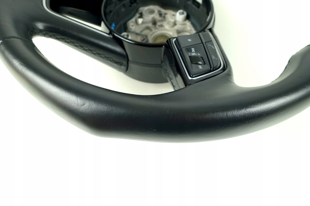 фото №6, Воздуховод кожа кожаный audi a3 8y 82a419091t