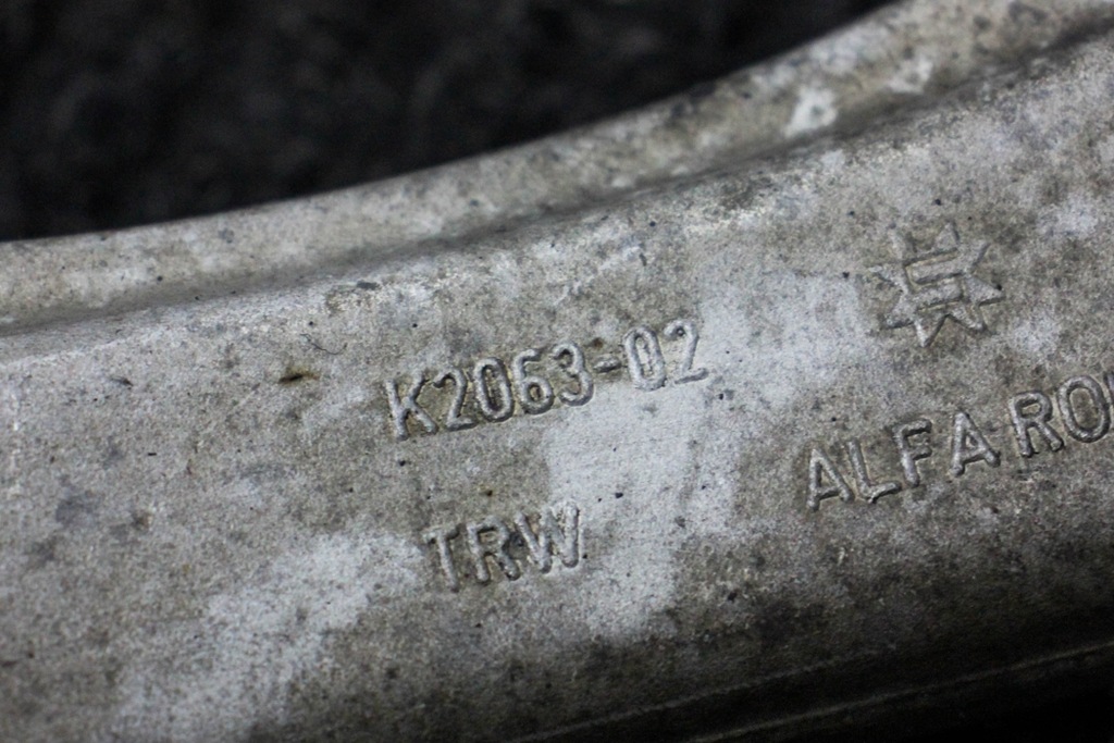 фото №8, Передний изогнутый левый рычаг alfa romeo giulia 952_ k206302 2.0l бензиновый