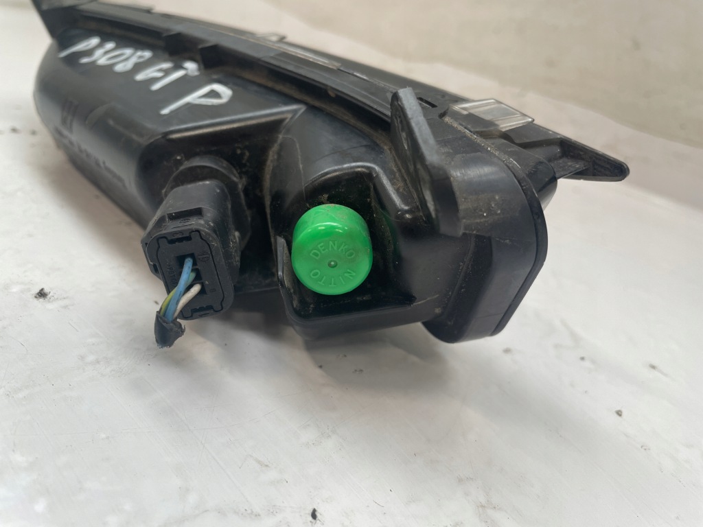 Peugeot 308 gt фара правый  дневная led поворотник 9806712080 Киев