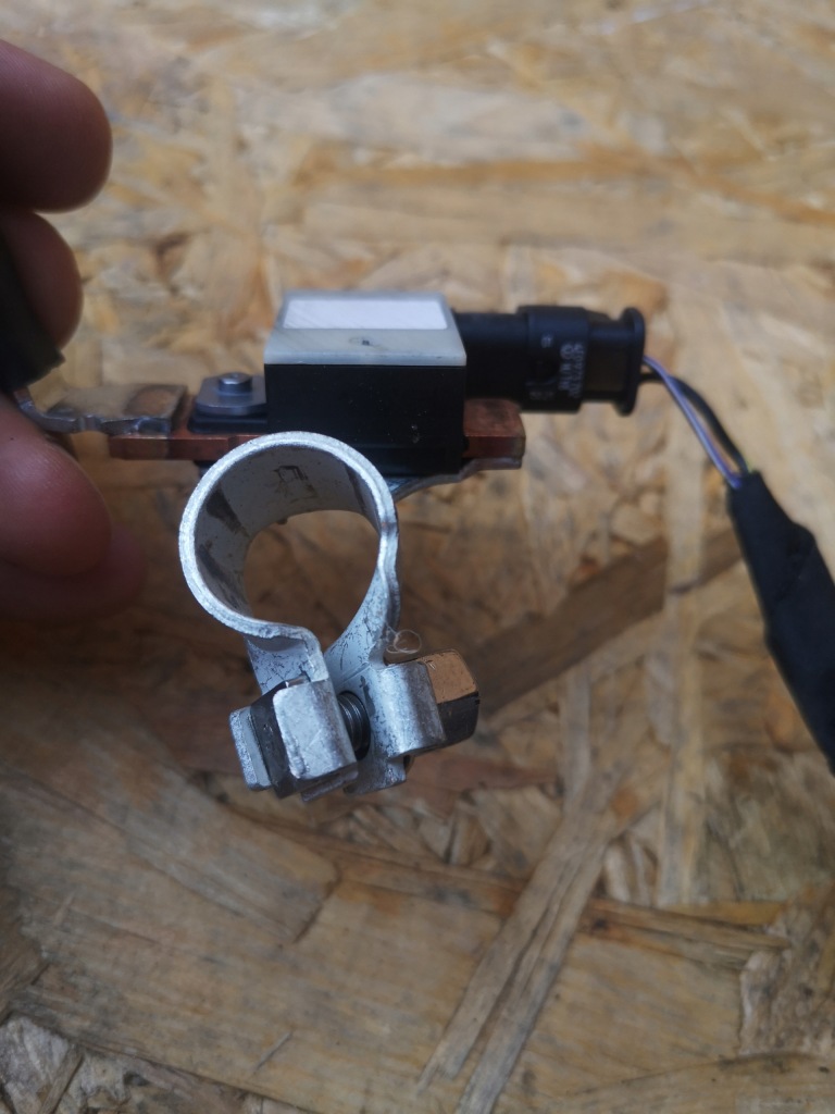 фото №3, Audi q3 83a клемма минусовая