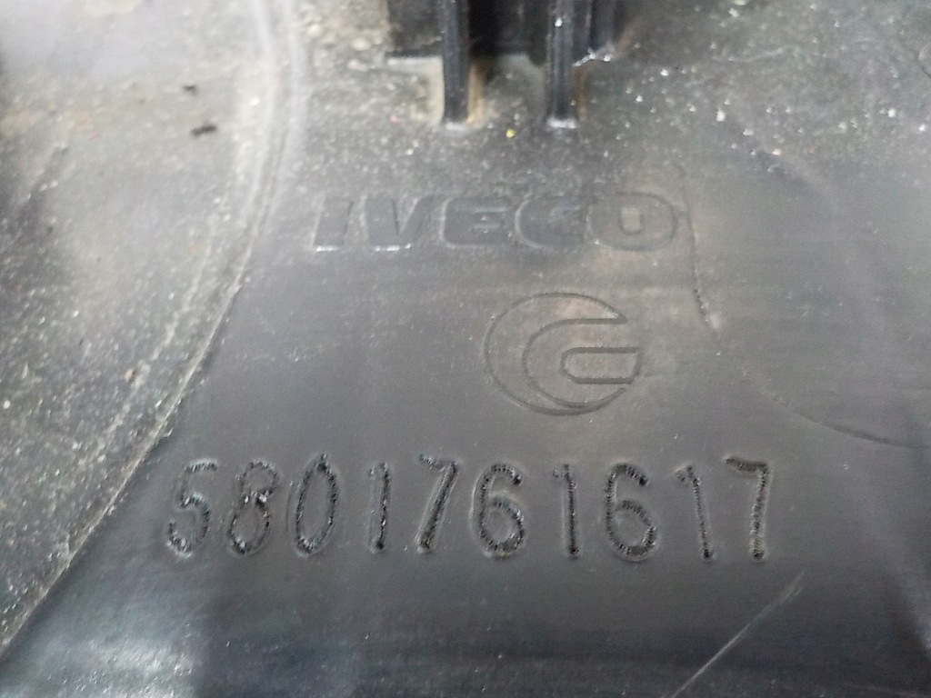 фото №10, Iveco оригинальный номер 5801761617 бак adblue