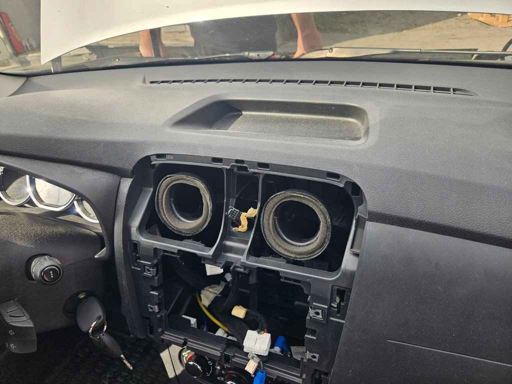 фото №12, Dacia logan ii mcv pulpit приборная панель приборная консоль