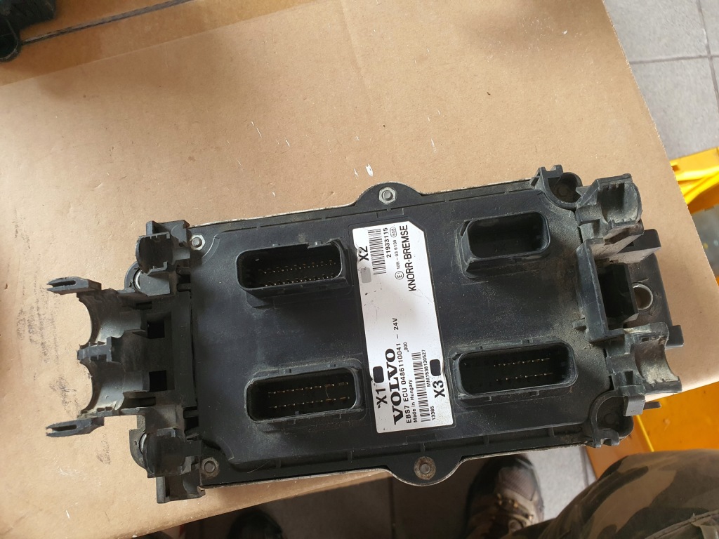 фото №1, Блок керування ebs ecu модуль volvo fh 4 fm 0486110041