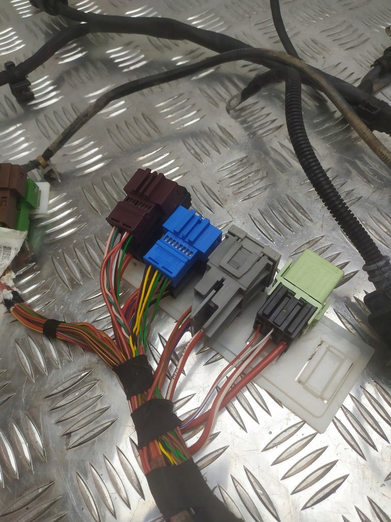 фото №8, Bmw f10 джгут накладки форсунок 8508617