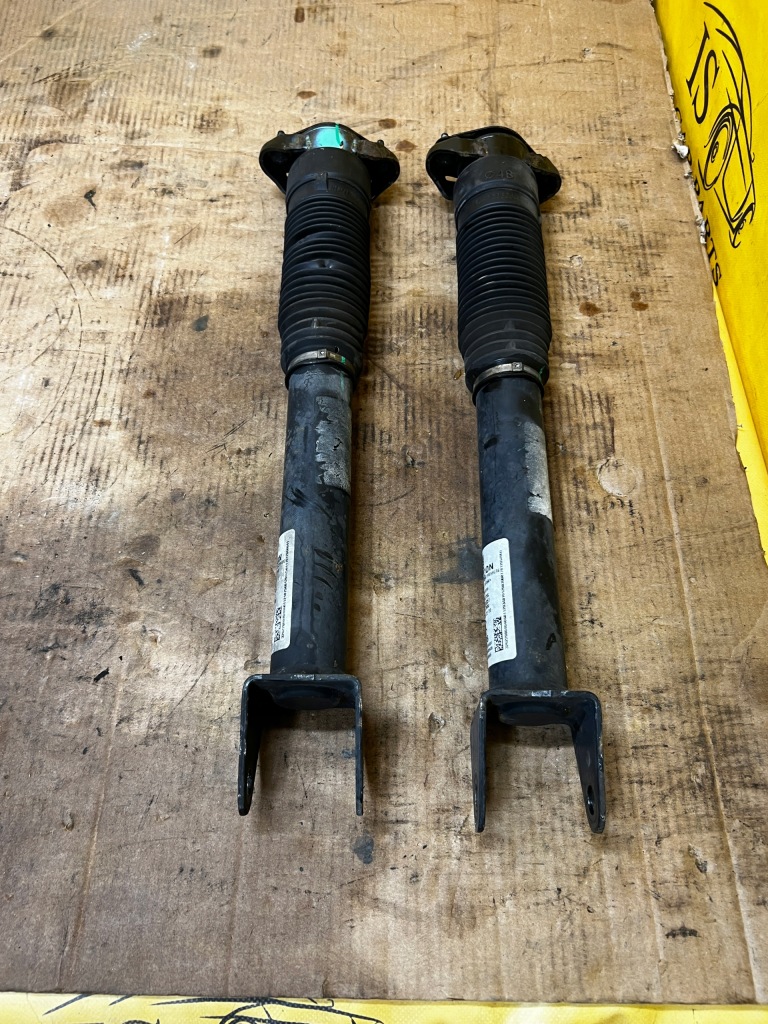 фото №1, Комплект амортизаторы задняя правый левый mercedes gls x166